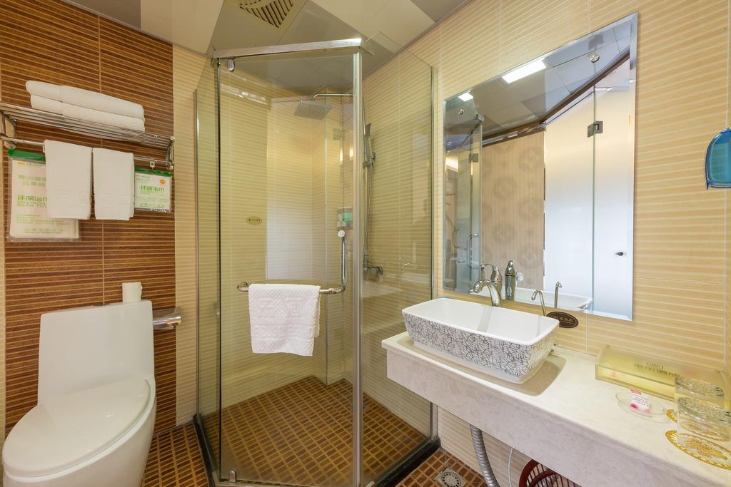 Rongle Business Hotel Yiwu  Bagian luar foto