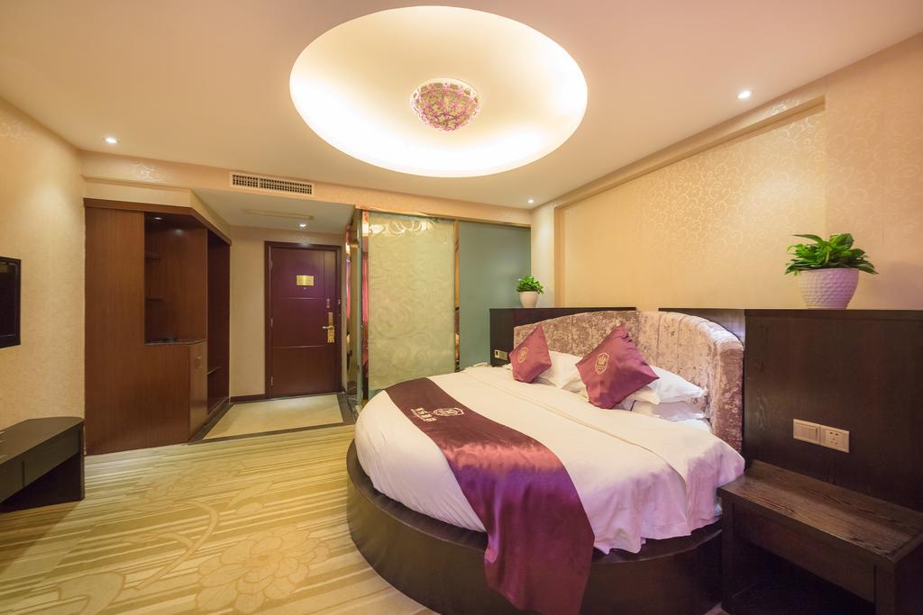 Rongle Business Hotel Yiwu  Bagian luar foto
