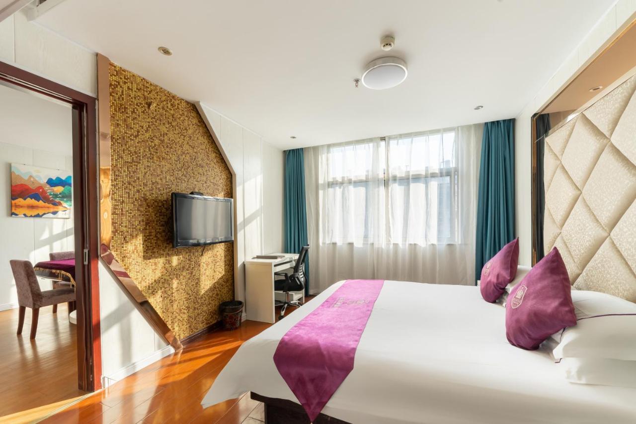 Rongle Business Hotel Yiwu  Bagian luar foto