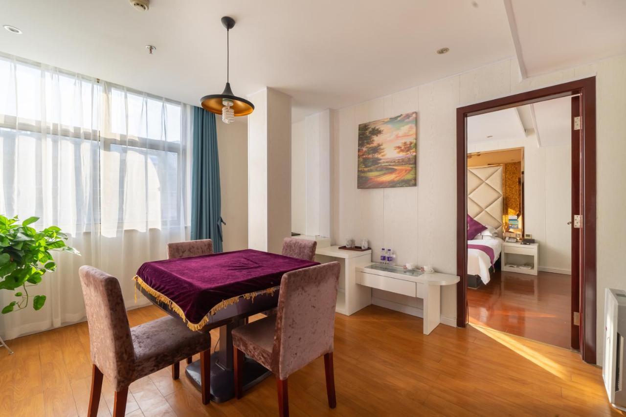 Rongle Business Hotel Yiwu  Bagian luar foto
