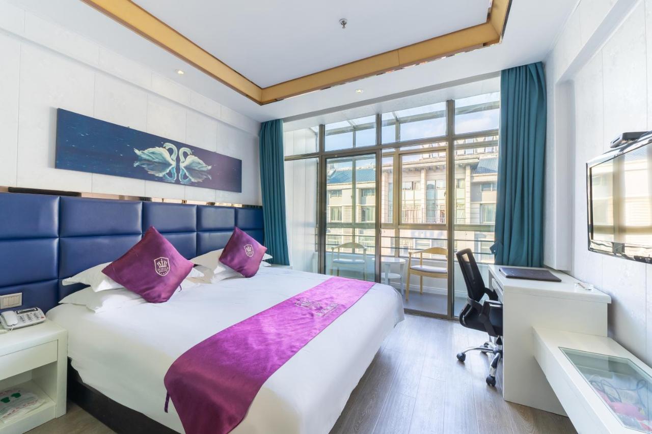 Rongle Business Hotel Yiwu  Bagian luar foto