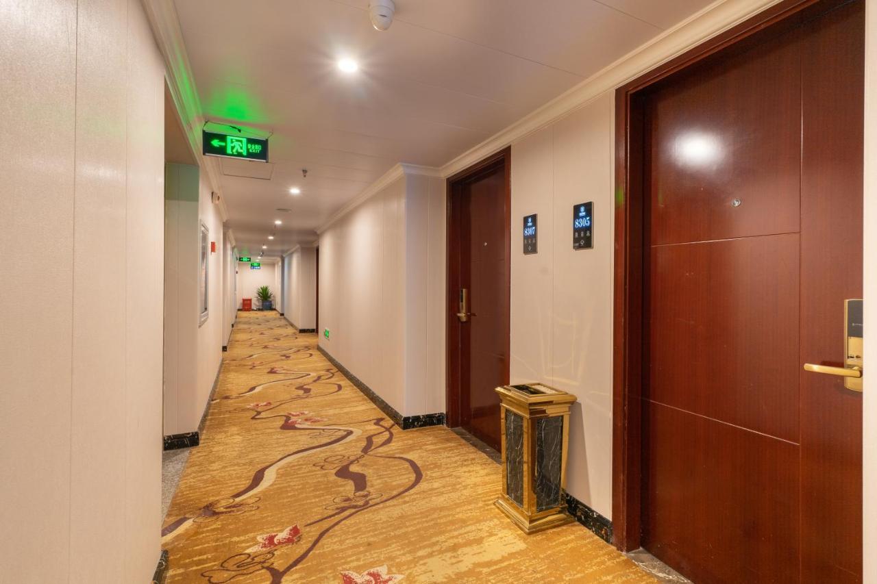 Rongle Business Hotel Yiwu  Bagian luar foto